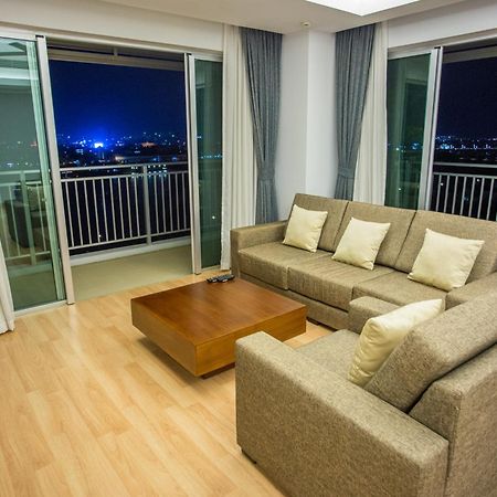 Bellevue Serviced Apartments Phnom Penh Bagian luar foto