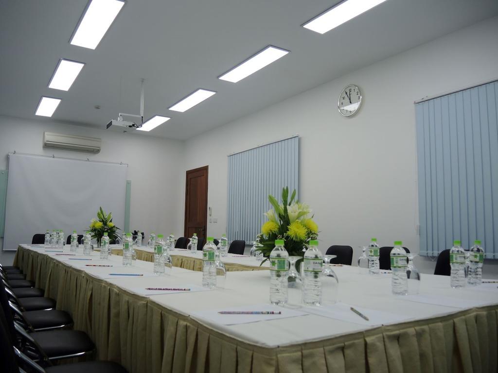 Bellevue Serviced Apartments Phnom Penh Bagian luar foto