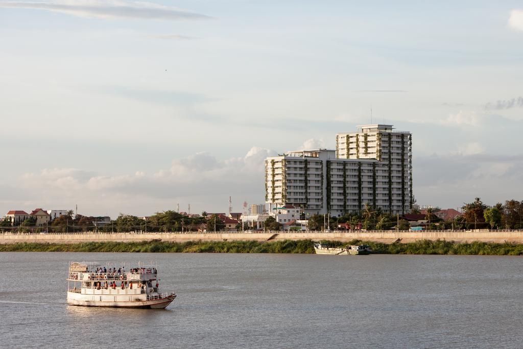 Bellevue Serviced Apartments Phnom Penh Bagian luar foto
